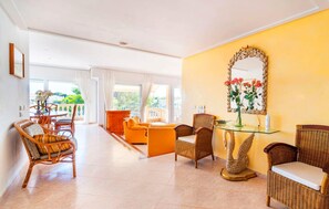 TV, DVD player - Nice home in Portocolom with private swimming pool, can be inside or outside (Portocolom)