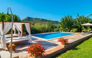 Pool - Stunning home in Cala Millor (Cala Millor)