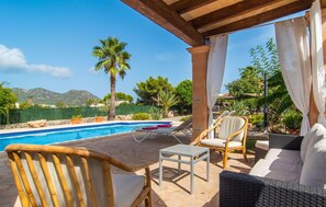 Terrace/patio - Beautiful home in Cala Millor (Cala Millor)