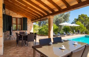 Outdoor dining - Nice home in Moscari with private swimming pool, can be inside or outside (Moscari)