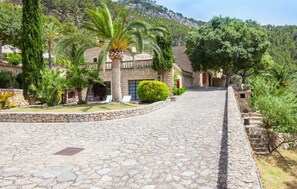 Property grounds - Awesome home in Andratx with private swimming pool, can be inside or outside (Andratx)
