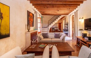 TV, DVD player - Awesome home in Andratx with private swimming pool, can be inside or outside (Andratx)