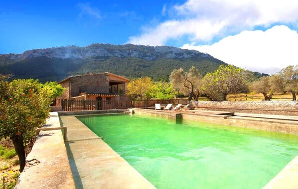 Pool - Stunning home in Valldemossa (Valldemossa)