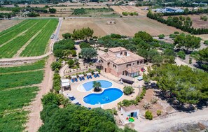 Exterior - Gorgeous home in Can Picafort (Can Picafort)