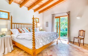 2 bedrooms, iron/ironing board, free WiFi - Cozy home in Arta with private swimming pool, can be inside or outside (Arta)