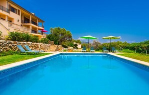 Pool - Lovely home in Cala Millor with private swimming pool, can be inside or outside (Cala Millor)