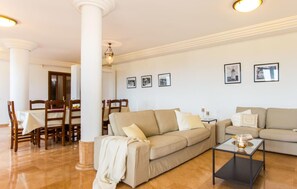 TV, DVD player, ping pong - Lovely home in Cala Millor with private swimming pool, can be inside or outside (Cala Millor)