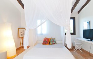 3 slaapkamers, een kluis op de kamer, reisbedje, gratis wifi