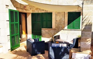 Terrace/patio - Nice home in Arta with private swimming pool, can be inside or outside (Arta)