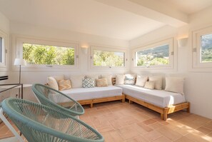 Interior - Nice home in Estellencs with WiFi (Estellencs)