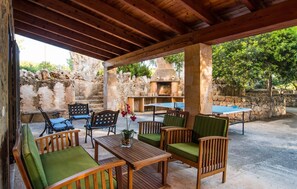Outdoor dining - Awesome home in Muro with private swimming pool, can be inside or outside (Can Picafort)