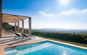 Pool - Luxurious home in Manacor with private swimming pool, can be inside or outside (Manacor)