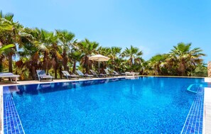 Pool - Awesome home in Colonia de Sant Jordi (Colonia de Sant Jordi)