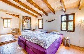 3 bedrooms, travel cot, free WiFi - Cozy home in Arta with private swimming pool, can be inside or outside (Arta)