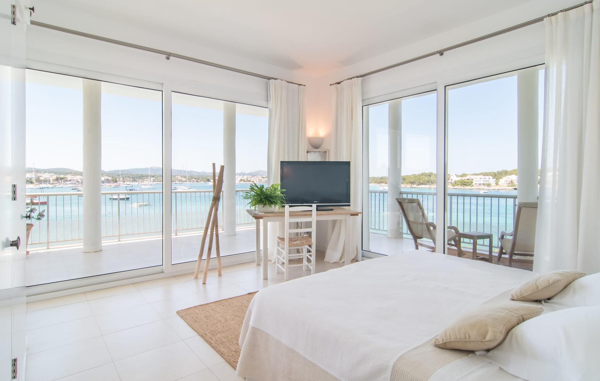 5 bedrooms, in-room safe, iron/ironing board, travel crib