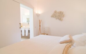 5 Schlafzimmer, Zimmersafe, Bügeleisen/Bügelbrett, Reisekinderbett