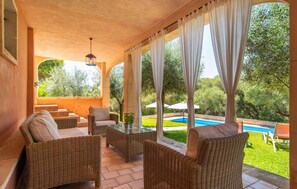 Terrace/patio - Lovely home in Manacor with private swimming pool, can be inside or outside (Manacor)