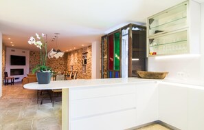 Interior - Luxurious home in Campanet with private swimming pool, can be inside or outside (Campanet)