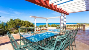 Outdoor dining - Nice home in Colonia de Sant Pere (Colonia de Sant Pere)