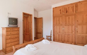 Tabla de planchar con plancha, cuna de viaje y wifi gratis 