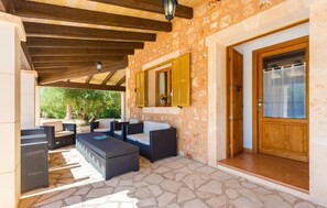 Terrace/patio - Amazing home in Campos with private swimming pool, can be inside or outside (Campos)