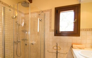 Shower, hair dryer - Luxurious home in Arta with private swimming pool, can be inside or outside (Arta)
