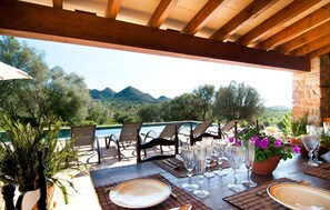 Outdoor dining - Stunning home in Sant Llorenc (Sant Llorenc)