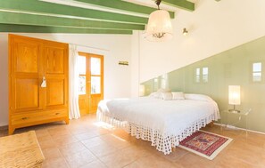 2 Schlafzimmer, Bügeleisen/Bügelbrett, Reisekinderbett, kostenloses WLAN