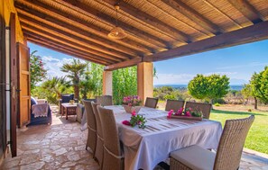 Outdoor dining - Gorgeous home in Son Serra de Marina (Son Serra de Marina)