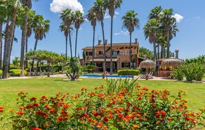 Exterior - Cozy home in Inca with private swimming pool, can be inside or outside (Inca)
