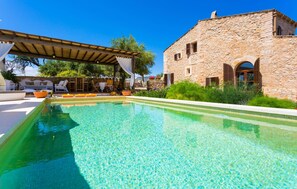 Pool - Nice home in Sant Llorenc with private swimming pool, can be inside or outside (Sant Llorenc)