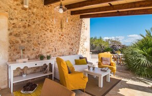 outside - Nice home in Can Picafort with private swimming pool, can be inside or outside (Can Picafort)