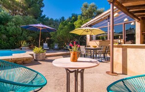 Outdoor dining - Gorgeous home in Arta with private swimming pool, can be inside or outside (Arta)