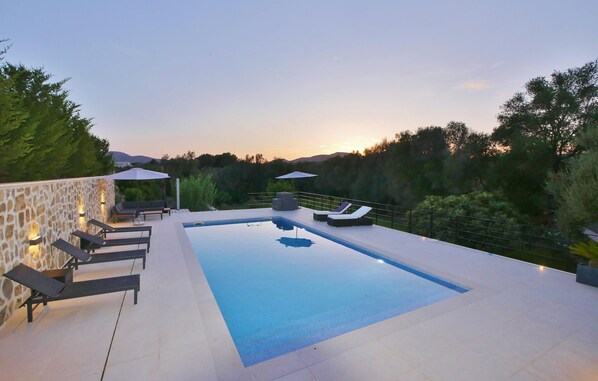 Pool - Nice home in Arta with private swimming pool, can be inside or outside (Arta)