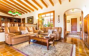 Interior - Beach front home in Port Verd (Port Verd)