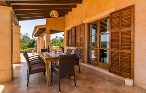 Outdoor dining - Amazing home in Arta with private swimming pool, can be inside or outside (Arta)