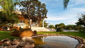 Property grounds - Awesome home in Colonia de Sant Jordi (Colonia de Sant Jordi)
