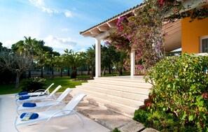 Terrace/patio - Awesome home in Colonia de Sant Jordi (Colonia de Sant Jordi)