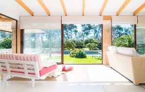 Interior - Cozy home in Port Verd with private swimming pool, can be inside or outside (Port Verd)