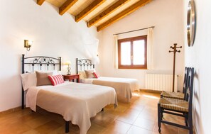 5 bedrooms, free WiFi