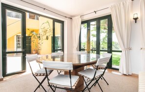 Dining - Amazing home in Porto Cristo (Porto Cristo)