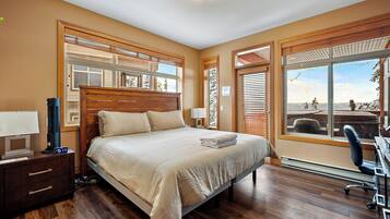 Blackout curtains, iron/ironing board, free WiFi, bed sheets