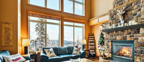 Kondo Deluks, pemandangan gunung, tepi tebing | Area keluarga | Smart TV 1-inci dengan saluran TV kabel