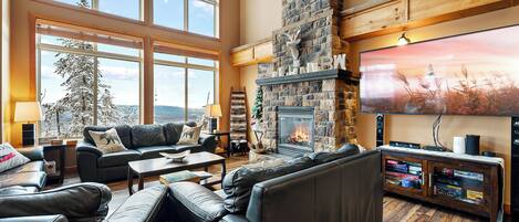 Lägenhet Deluxe - utsikt mot bergen - intill skidbacke | Vardagsrum | 1-tums smart-tv med kabelkanaler