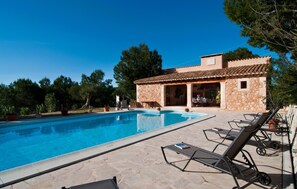 Pool - Nice home in Portocolom with private swimming pool, can be inside or outside (Portocolom)