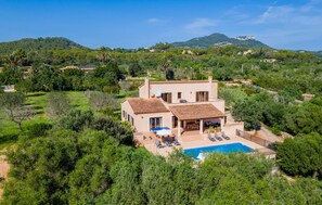 Exterior - Awesome home in Alqueria Blanca (Alqueria Blanca)