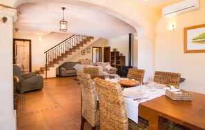 Dining - Luxurious home in Lloret de Vistalegre (Lloret de Vistalegre)