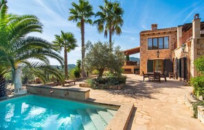 Pool - Nice home in Porto Colom with private swimming pool, can be inside or outside (Porto Colom)