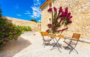 Terrace/patio - Gorgeous home in Son Servera (Son Servera)
