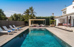 Pool - Nice home in Sa Rapita with private swimming pool, can be inside or outside (Sa Rapita)